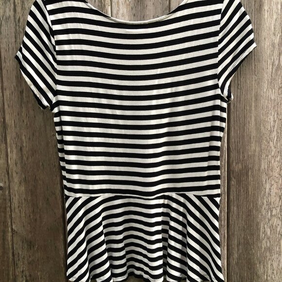 ELLE Black White Contrast Striped Peplum Short Sleeve Top Medium - Picture 3 of 5